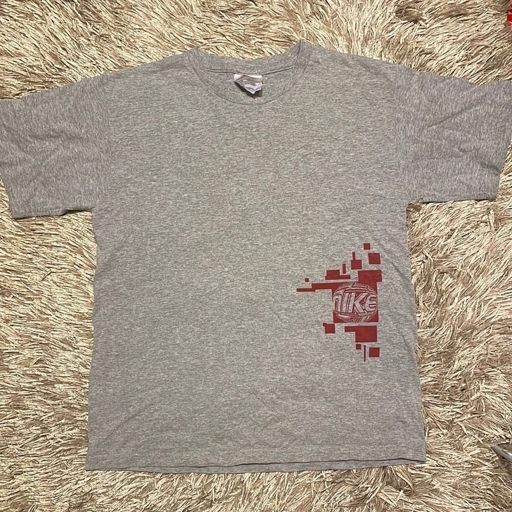 NIKE‎ Gray Short Sleeve Tee Shirt